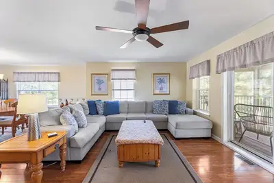 Image de The bluffs 9300 townhouse