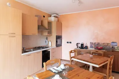 Image de Cozy and comfortable apartment within walking distance of the center of Roncola