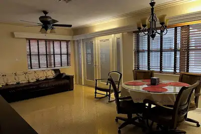 Image de Charming and cozy home in Gulfport, Florida