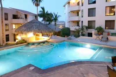 Image de Charming, ocean view, perfect location, 2 bed/2bath condo in San José del Cabo.