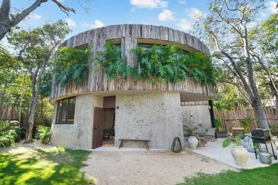 Image de 3-bedroom house in lovely Tulum with WiFi, Private Pool