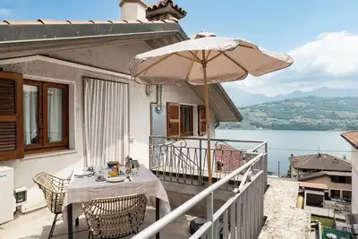 Image de Gioia del Verde - space, terrace and lake view