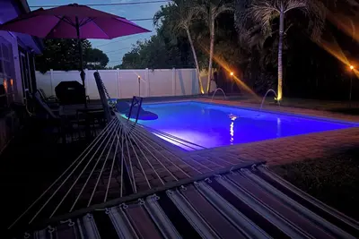 Image de 3 Bedroom House with Heated Saltwater Pool and Backyard Escape