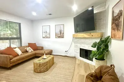 Image de Hill Country Getaway 5br w/ Pool & Games near Dallas