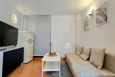 Image de Discover Trazona from This Central & Peaceful Flat