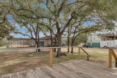 Image de Deer Haven - a 3-bedroom mobile home located at beautiful Possum Kingdom Lake