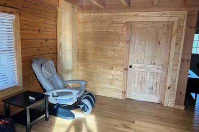 Image de Charming 2-bedroom cabin in Woodlawn/Galax Va with modern features