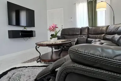 Image de Evertonbnb 448 - Cozy 2 Bedroom house in marvelous Old Harbour with Ac