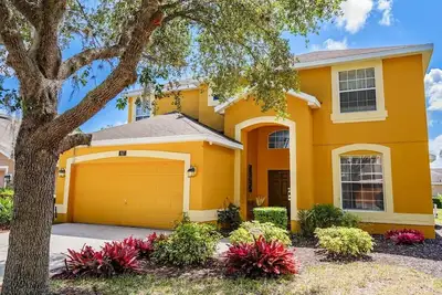 Image de Luxury 2850sf Rental | Water + Conservation Views | Near Clubhouse | Gated