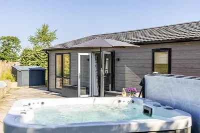 Image de A lodge that sleeps 8 guests in 4 bedrooms