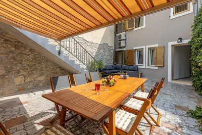 Image de Charmante maison de 4 chambres à Crikvenica