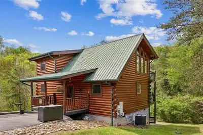 Image de Mountain View Cabin w/ Hot Tub