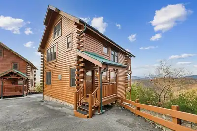Image de Scenic Mountain Cabin w/ Hot Tub & Pool Table