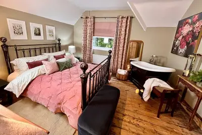 Image de Appartement-Vue sur Parc-Salle de bain privée séparée
