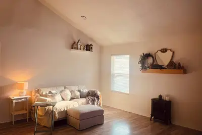 Image de Charming 2bedroom house in pleasant Spring with Ac, WiFi 18 minIAH Bush/Woodlands