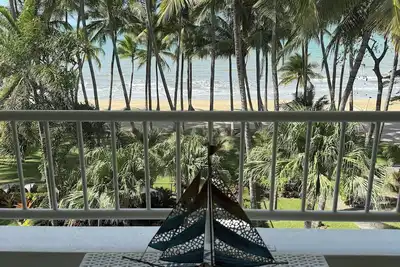 Image de Tropical Escapes Palm Cove - Complete Ocean Front Apartment