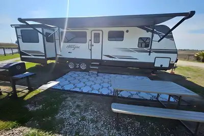 Image de Bay Breeze Escape – Imagine Bumper Pull - Sleeps 5