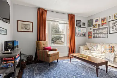 Image de 3-bedroom, dog friendly house in Historical Ohio City!