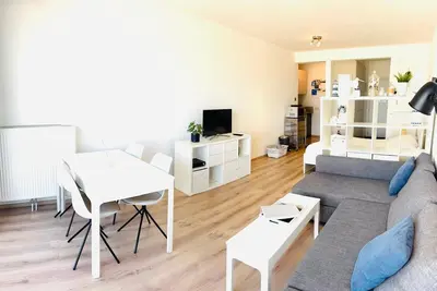 Image de Huswell - Beach Studio with Balcony & Sea View