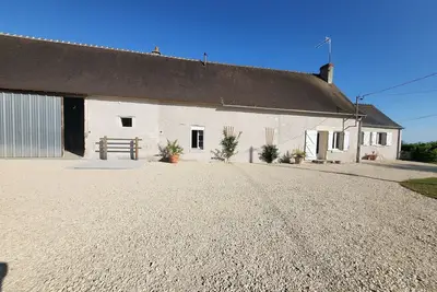 Image de Gîte Rural au Cœur du Berry avec Terrasse et Chevaux Bienvenus