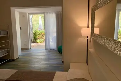 Image de Studio 'Baia Falcone-Villetta Mare 105' avec vue sur la mer, Wi-Fi et climatisation