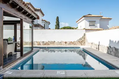 Image de Villa spacieuse proche plage à Chiclana de la Frontera