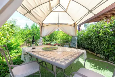 Image de Chambre \"Lavanda\" avec terrasse partagée, Wi-Fi et climatisation