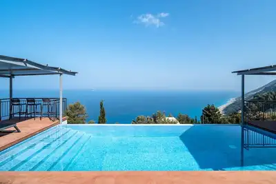 Maison de campagne 'Sea View 1' avec vue sur la mer, Wi-Fi et climatisation