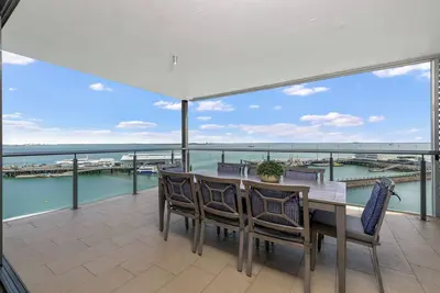 Image de Majestic Waterfront Lagoon & Harbour Views + Cafes