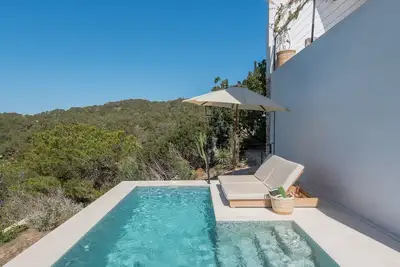 Image de Wake Up to Sea Breezes in Santa Eularia