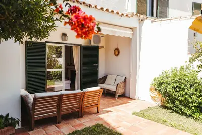 Image de Charming 3-bedroom beachside chalet with WiFi & Ac, in El Puerto de Santa MarĂa
