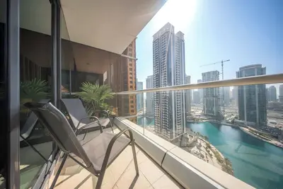 Image de Amazing unit in Jlt Sleeps 6 with Lake Views!