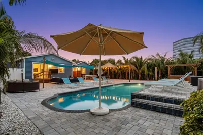 Image de Tampa Oasis: Private Pool, Hot Tub, Sauna & Ponds