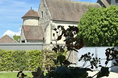 Image de 🌿 Escapade à deux dans un studio de charme proche Chantilly & Parc Astérix