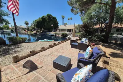 Image de Charming 3-bedroom lakeside getaway in beautiful Chandler, Arizona