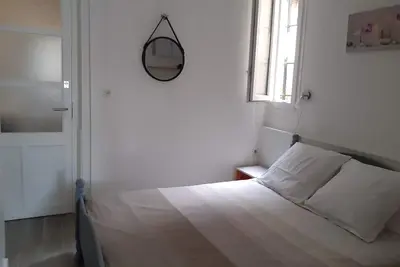Image de Dinard plage de l'écluse, commerces à 5 minutes à pieds, appartement Rdch  2 pers