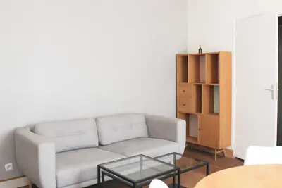 Image de Appartement deux pièces à 15 min en métro de Paris