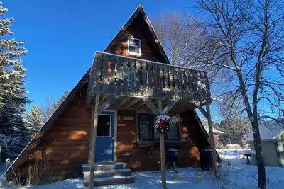 Image de Charming A-Frame ski chalet in Powderhorn Village, Bessemer. 2+br, WiFi