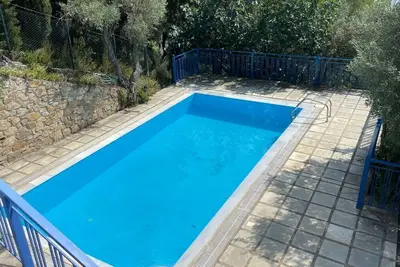 Image de 3-bedroom villa with pool and sea view in enchanting Skiathos with WiFi, Ac