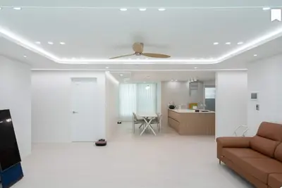 Image de 조용한 도시에 있는 쾌적한 아파트