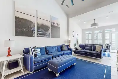 Image de Resort Townhome w/ Pools, Golf & Dog-Friendly