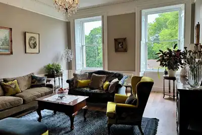 Image de Luxury Georgian apartment in Leith Links (up to 2 guests)