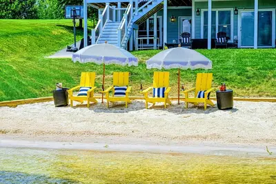 Image de New 7br Lakefront Lake Anna, Boat Dock, Deck Views