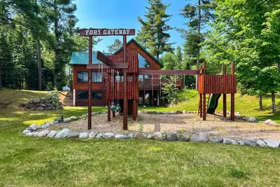Image de Three Cozy Cabins located on the Turtle Flambeau Flowage, great for all seasons!