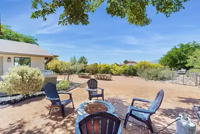 Image de “House of Heaven” A Heavenly Retreat in the Heart of Verde Valley - dog friendly