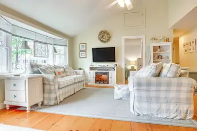Image de Walk to Goose Rocks Beach: Quiet Townhome w/ Patio