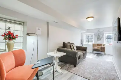 Image de Dog-Friendly Apt w/ Yard: 10 Mi to Downtown