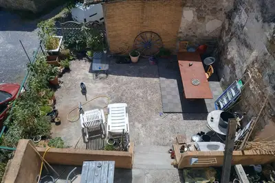 Image de Chambre spacieuse en attique dans une maison d'hôtes