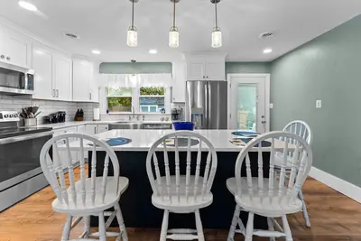 Image de Newly Renovated 2br Cottage on The Point