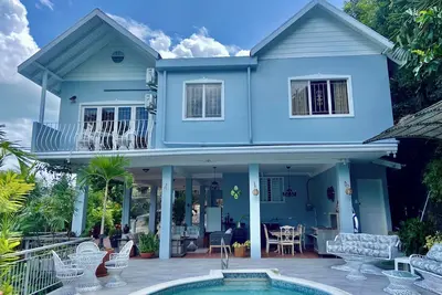 Image de Havenhill is a scenic & happening Escape for 7!